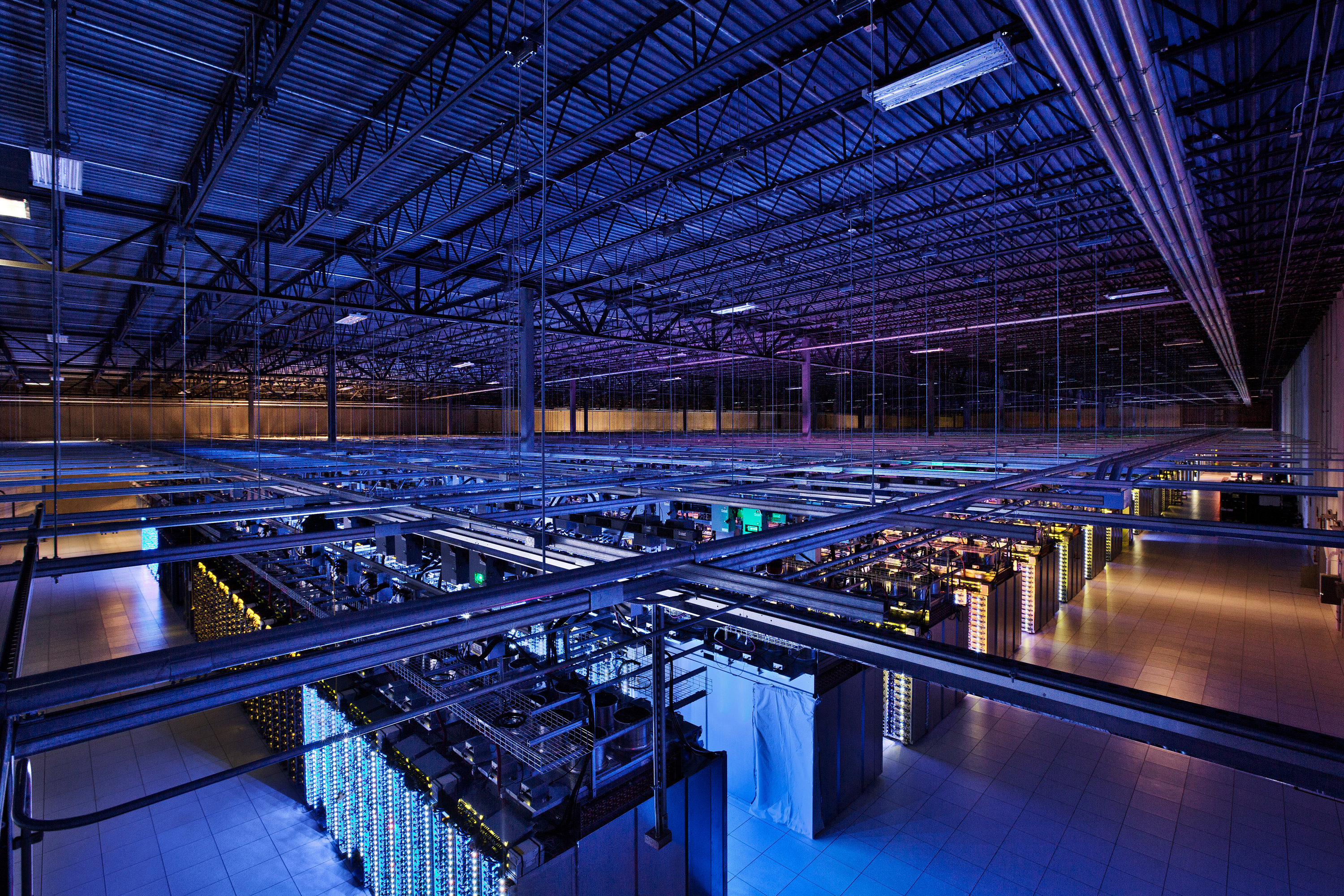 Large Google Datacenter Picture